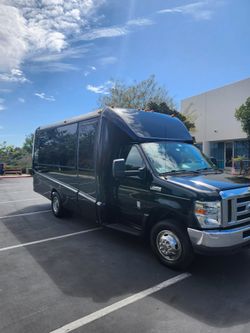 Ford Grech 14 Mini Bus