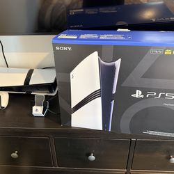 PS5 Pro 2 TB Like New