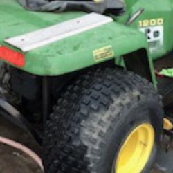 John Deere 1200a 3wheel Bunker Rake