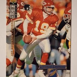 1994 Upper Deck Collector's Choice Joe Montana Kansas City Chiefs #47 Quarterback Football Card NFL Sport Vintage Collectible