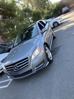 2012 Mercedes-Benz R-Class