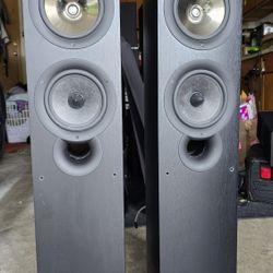 KEF iQ7 Tower Hi End Speakers 
