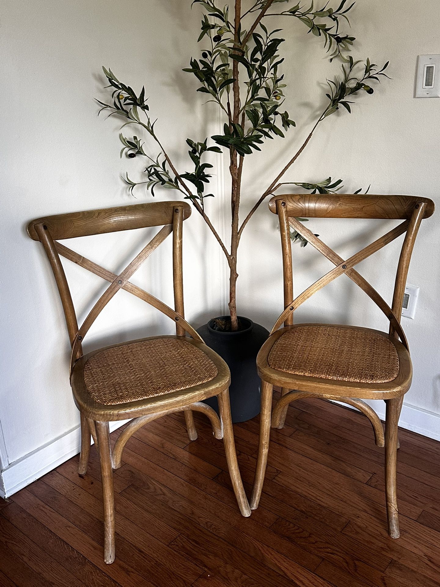 Poly & Bark Dinning Chair Set