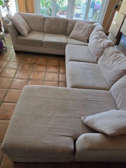 Sectional couch