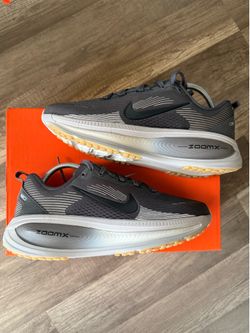 Nike Vomero 18 sz 8
