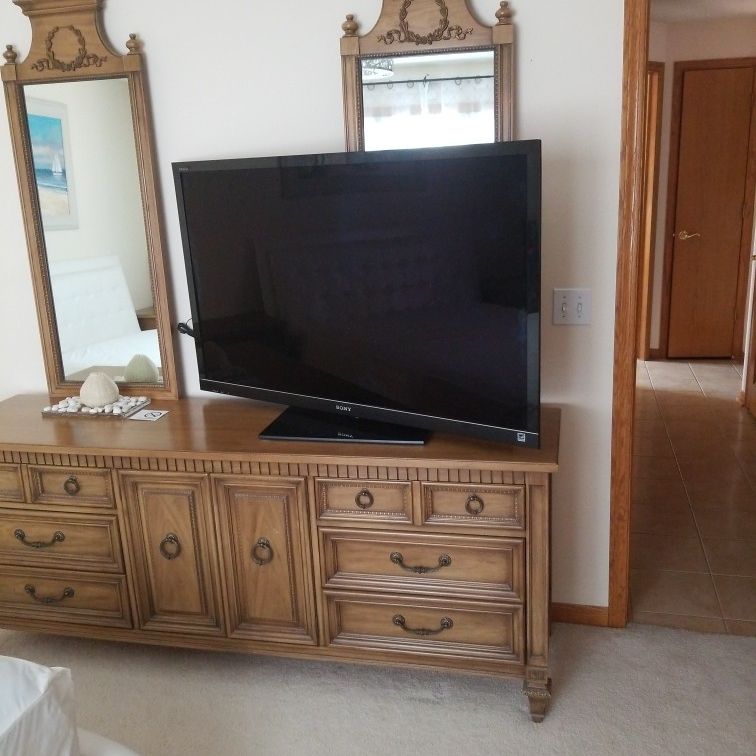 Mint Sony Bravia KDL 55HX800 3D TV 55'' Inch