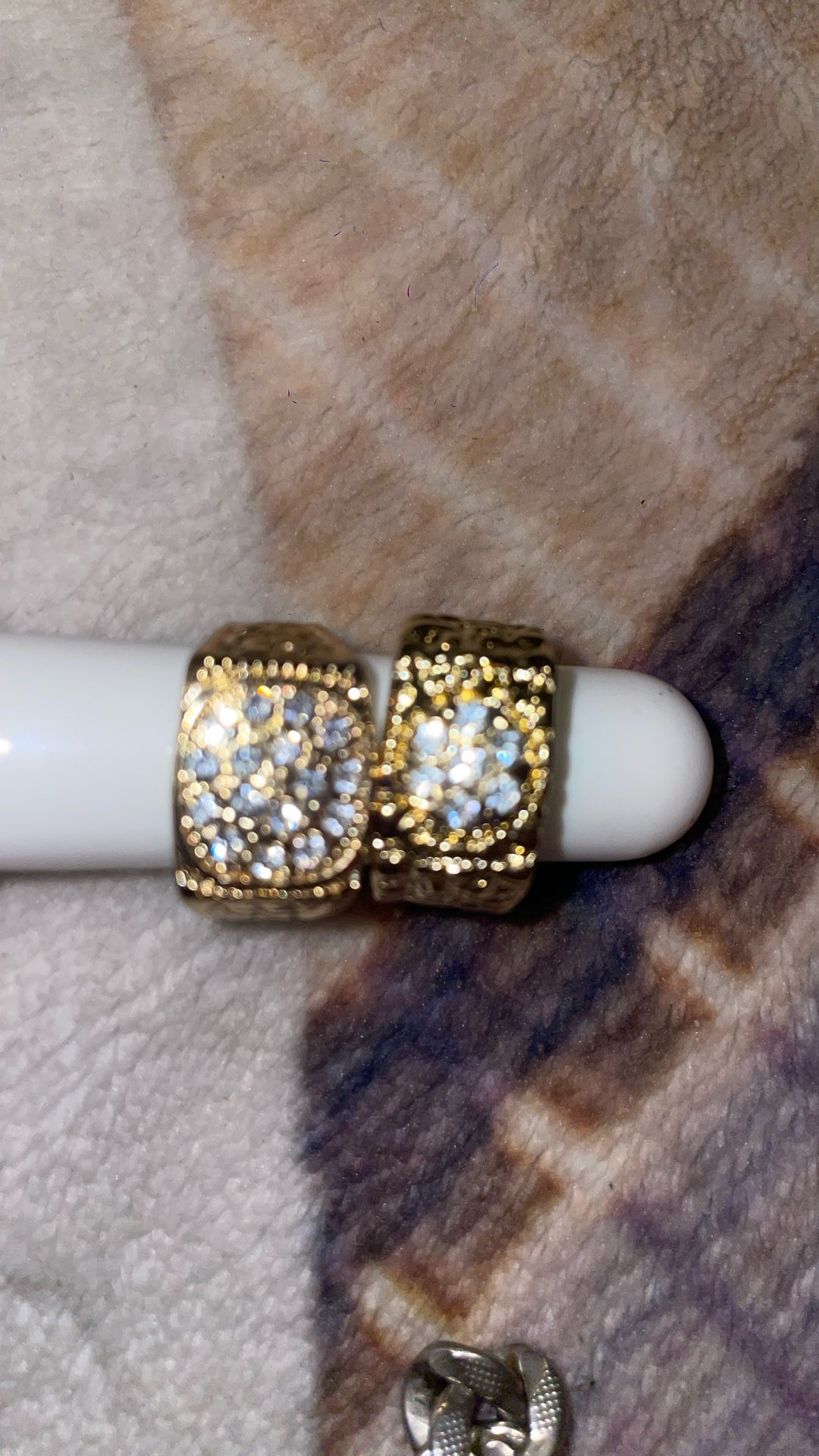PROP nugget/diamond rings