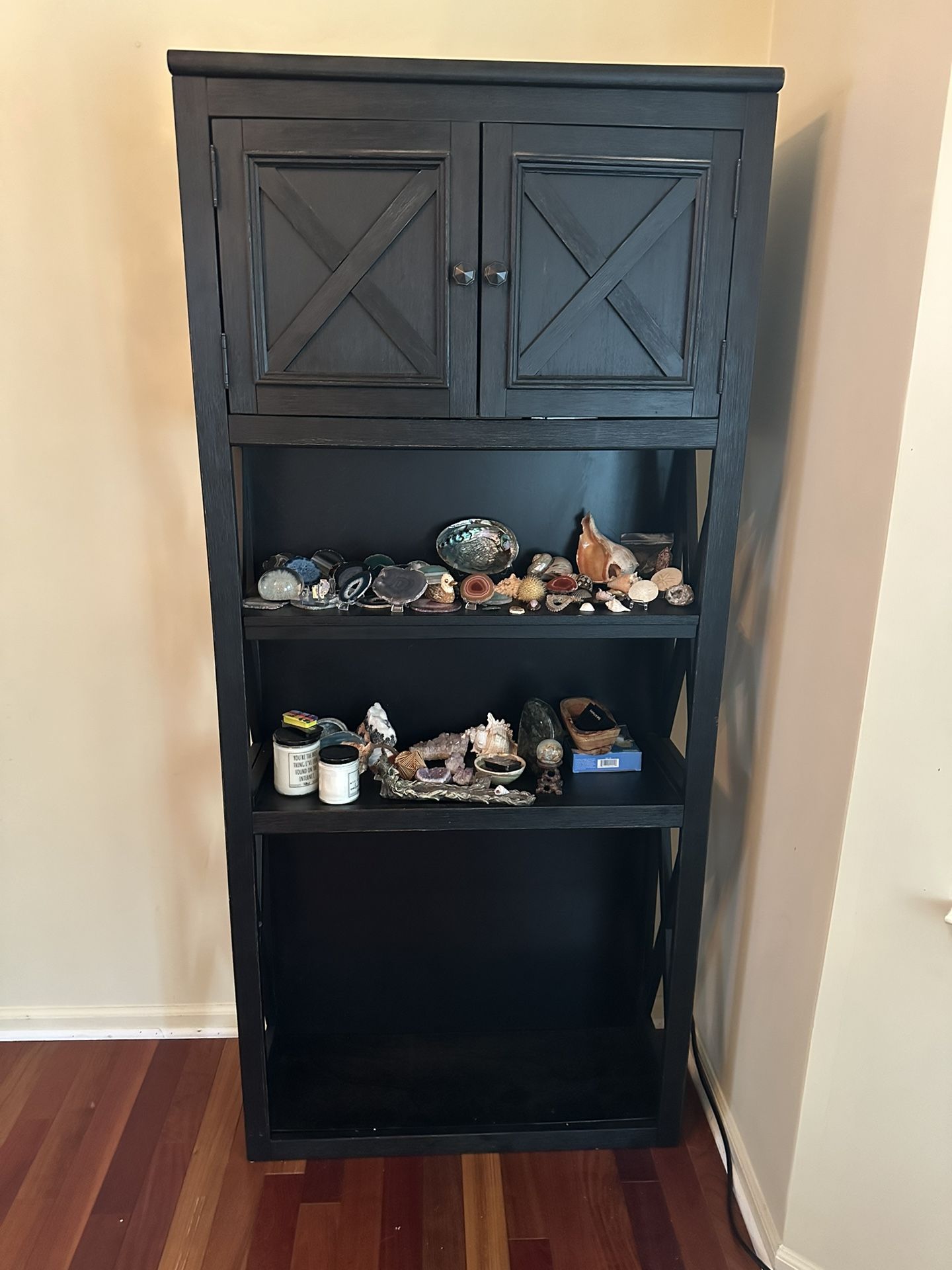 Tall Bookshelf With Too Cabinet