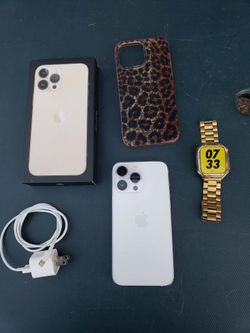 $420! Firm No Watch that is $230! Extra.... White Edition 128GB iPhone 14 pro Max paid off unlocked no cracks no locked trade are welcome