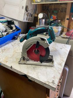 Saw makita18v