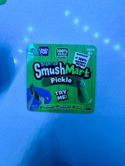 🥒Scented SmushMart Pickle Squishy🥒