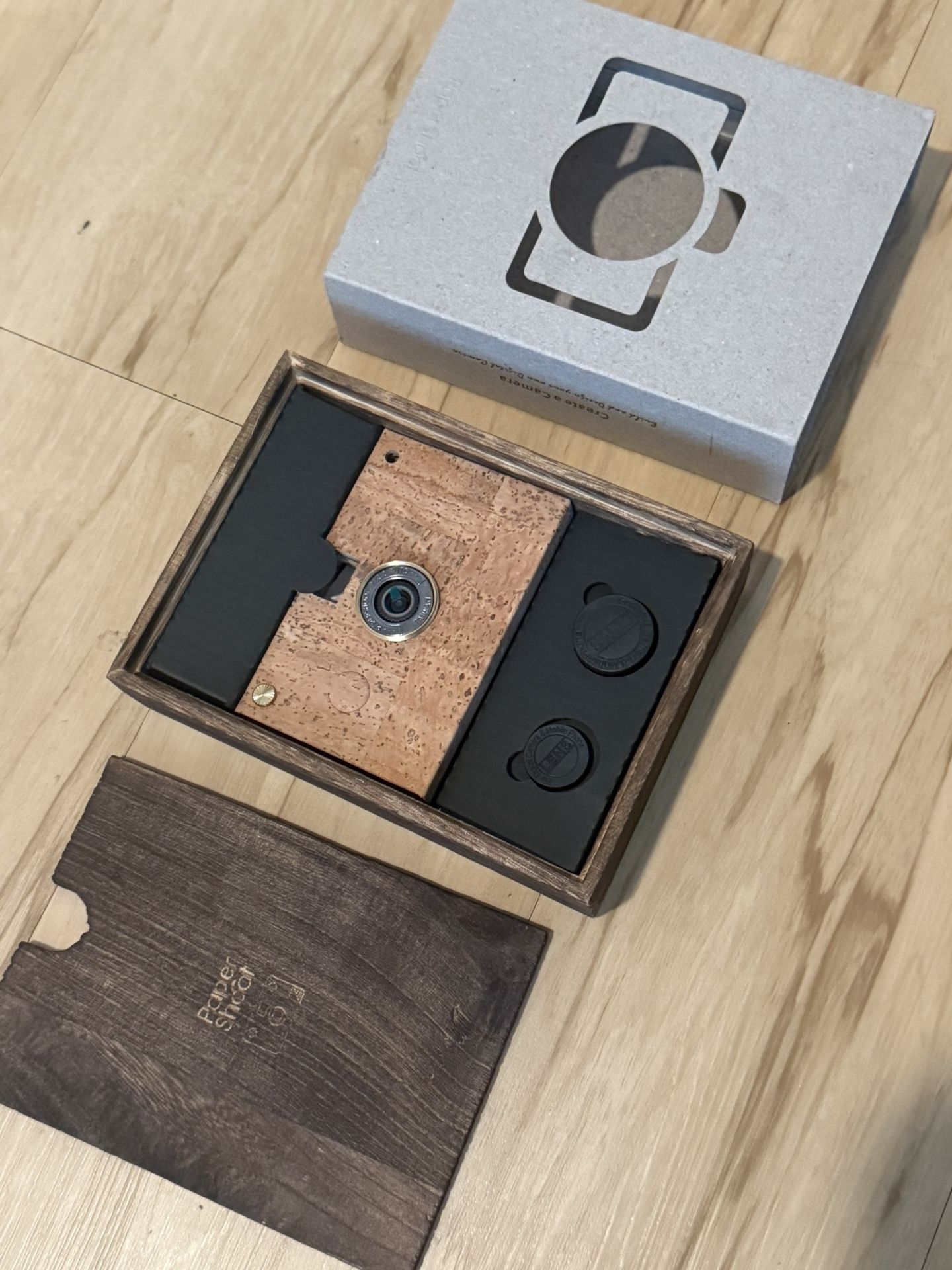 CAMERA - PAPER SHEET