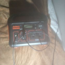 Jackery Explorer 300