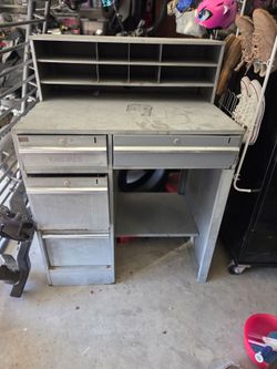 Global Desk