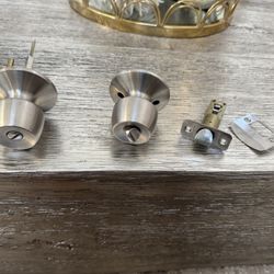 Defiant Brandywine Stainless Steel Bed/Bath Door Knob (3)