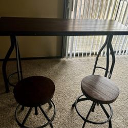 3 Piece Counter Height Table And 2 Stools