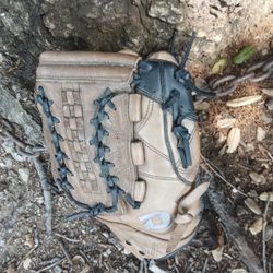 "DIABLO" 13 INCH SOFTBALL  GLOVE ( SEE PICS)PRICE IS "FIRM" CASH ONLY. LOCATED IN GLENDORA  All Sales Are "FINAL "