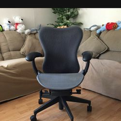 HERMAN MILLER PROFESSIONAL OFFICE CHAIR