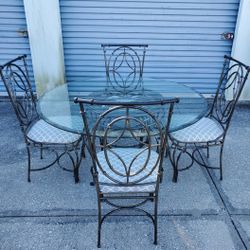 Dining Table 4 Chairs 