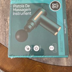 New Milwaukee RedLithium battery charger with M12 and M18 compatibility. Includes one M12 XC 3.0 battery, one M18 XC 3.0 battery, and one M18 CP 1.5 b