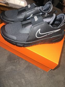 Nike Flex Runner 2 (PSV) Size 3Y