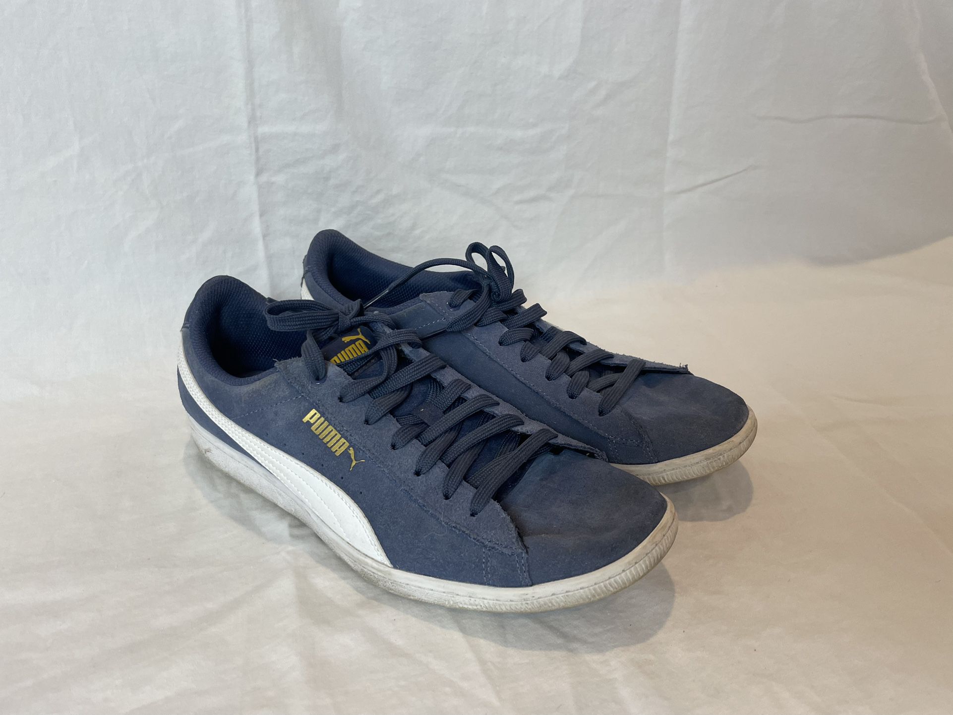 Puma Shoes Womens 11 Vikky Comfort Low Sneakers FVNSG Blue Suede Lace Up