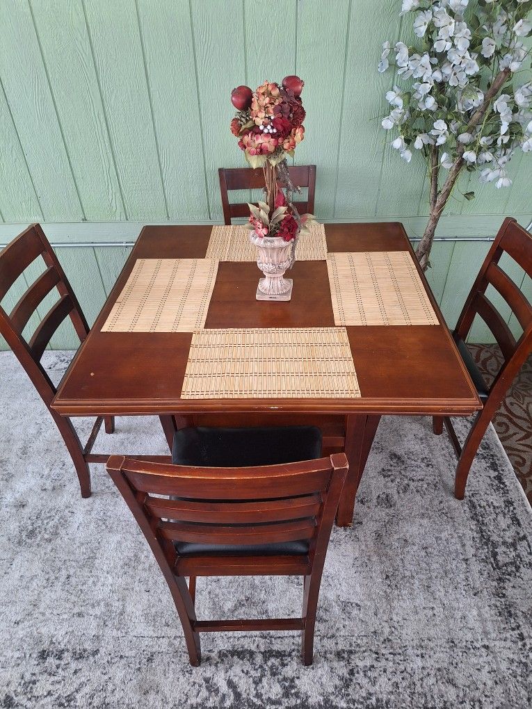 High Table With 4 Chairs 