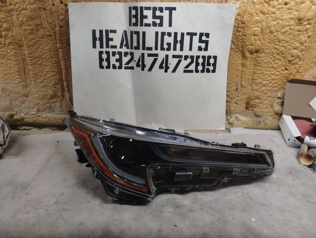 2020 Corolla Headlight