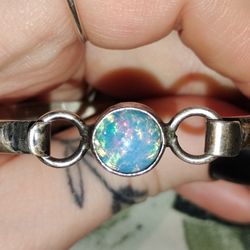 Beautiful Vintage Sterling Silver Opal Bracelet