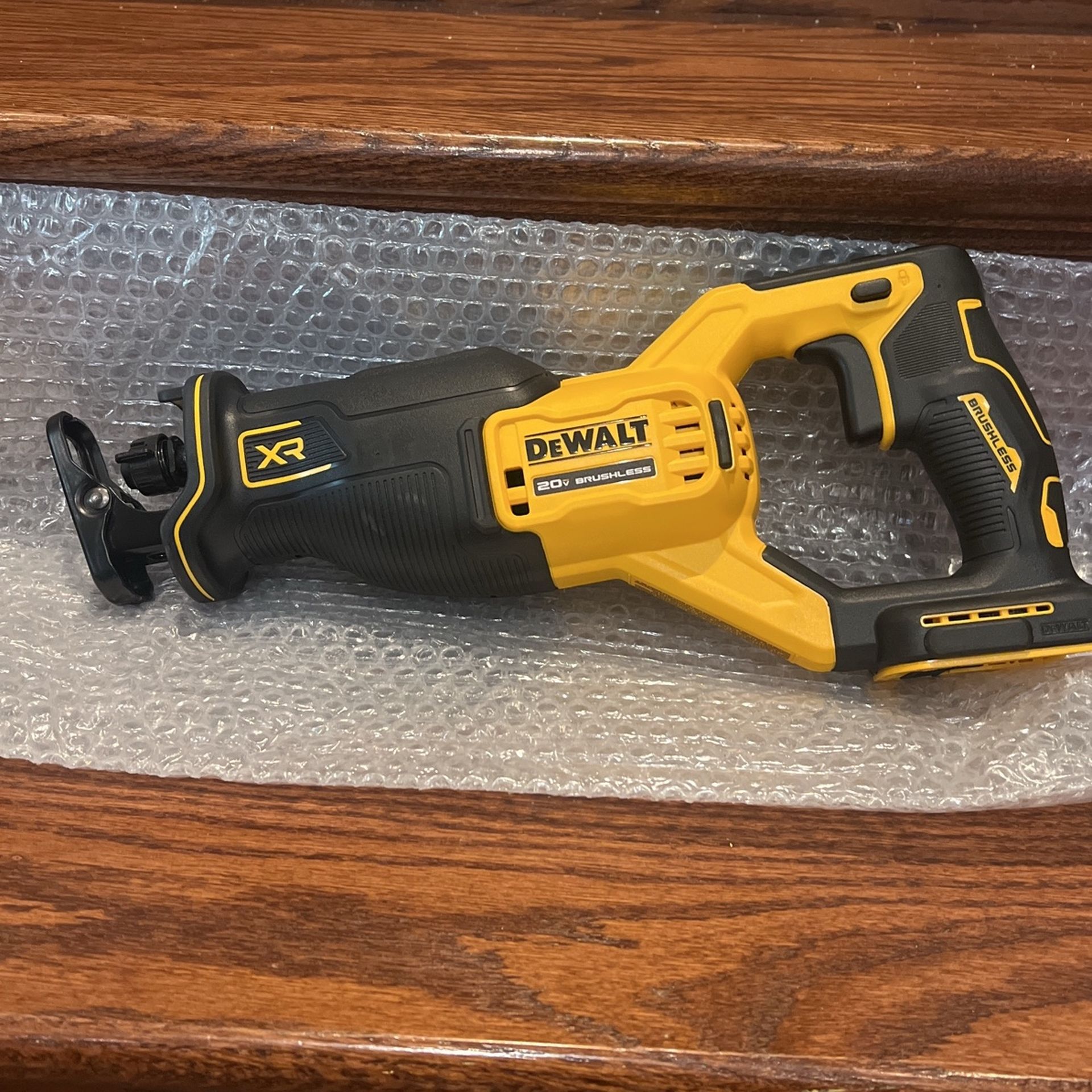 Dewalt 20V Sawzall