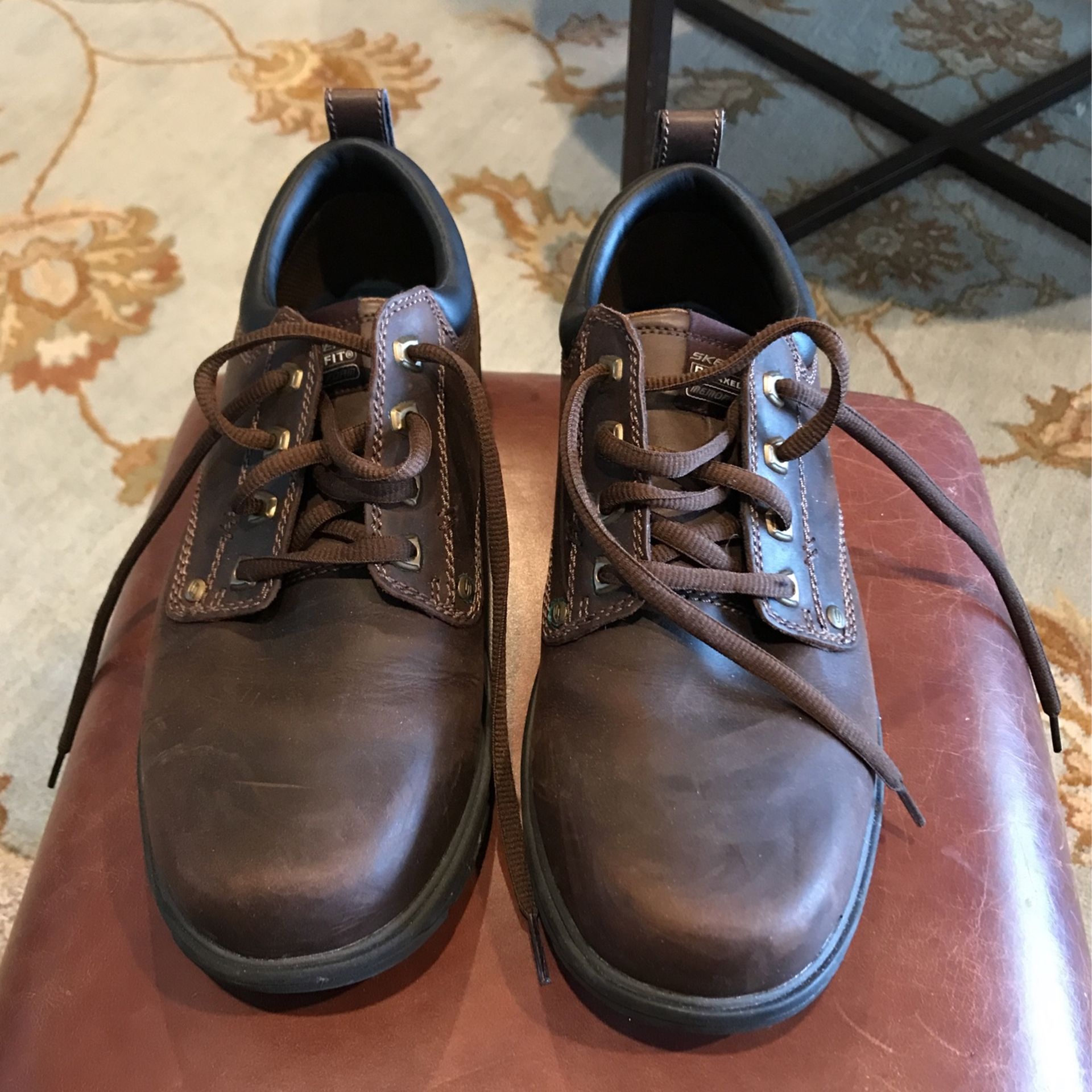 Skechers Men’s Oxfords Size 10