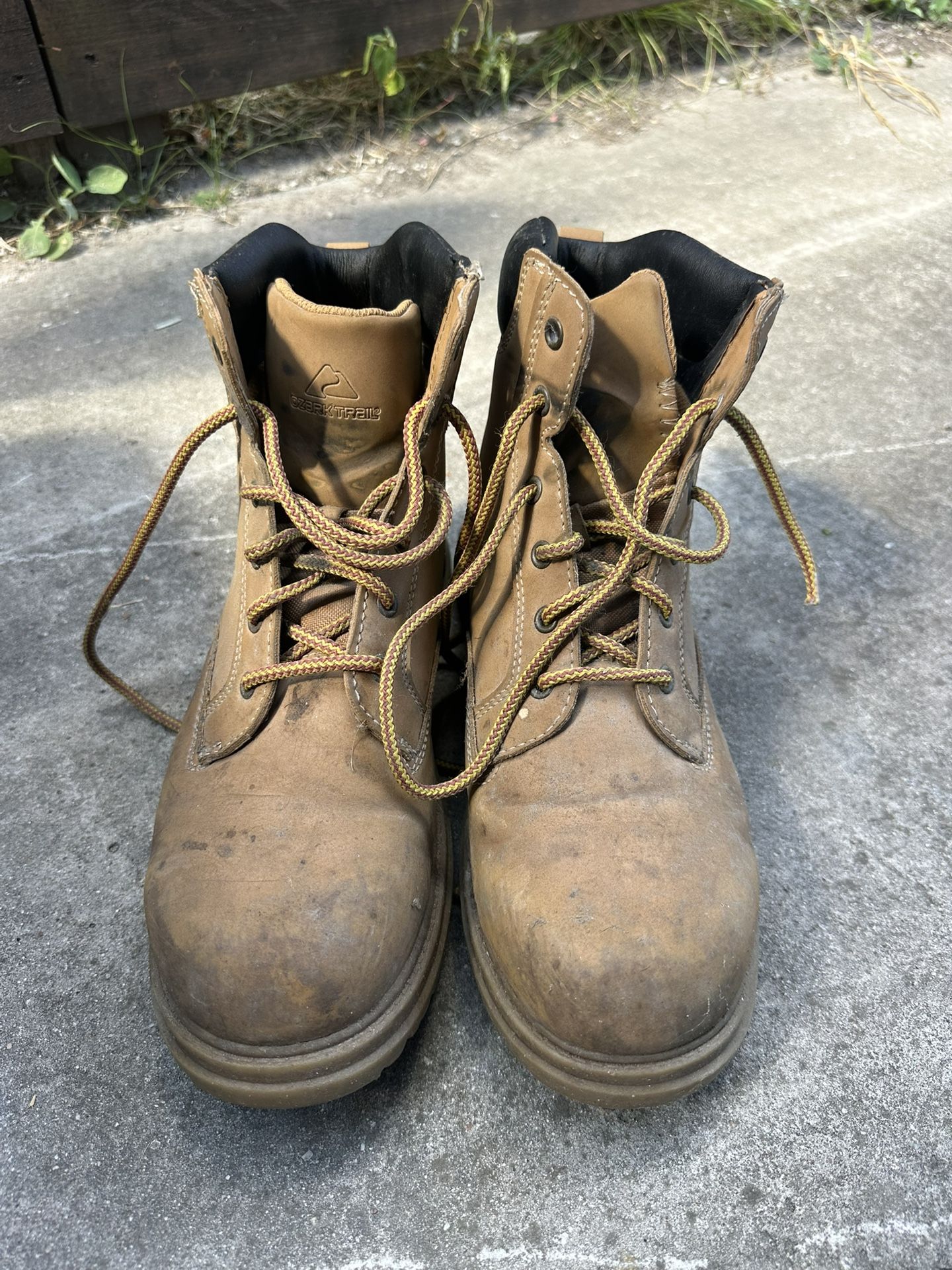 Ozark Trail Brown Work Boots Size 9