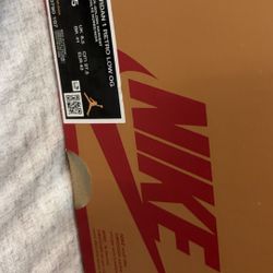 DS Jordan 1 ROY lows Size 9.5