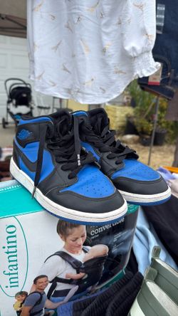 Nikes 4Y