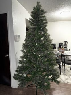 7.5 PVC Christmas Tree