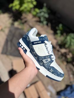 Lv shoe size 9