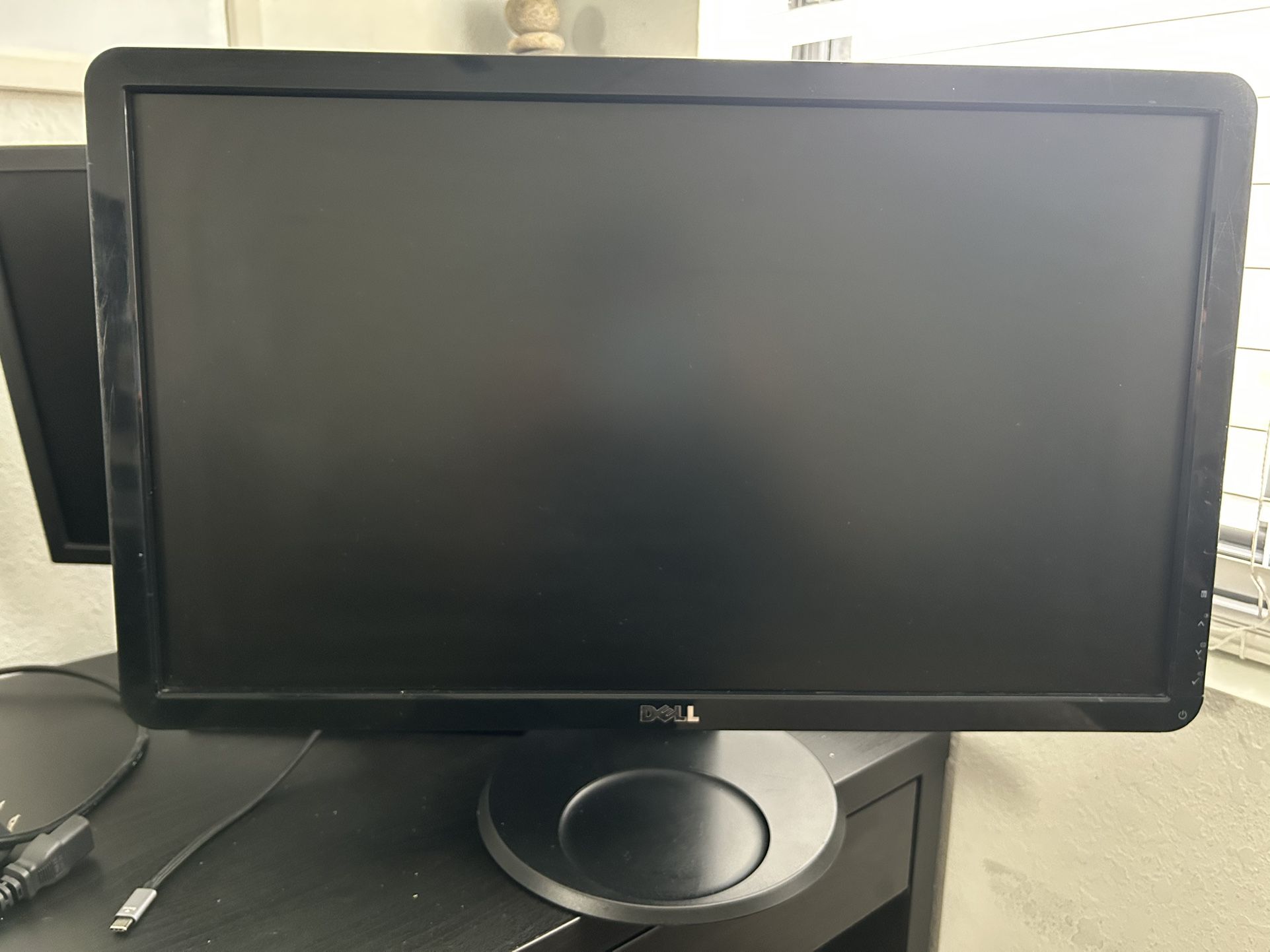 Dell monitor s2409wb 24 Inches