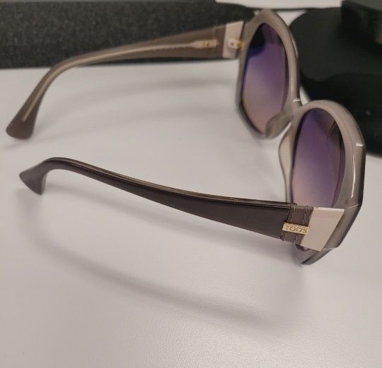 Tods Women Sunglasses