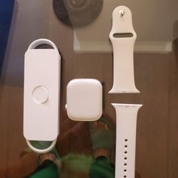 Apple Watch Series 8