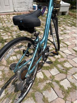 2012 Trek 7100 WSD - Women's