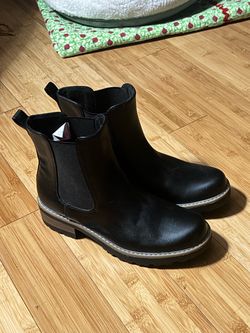 3  Pairs Women’s Boots (9-9.5)