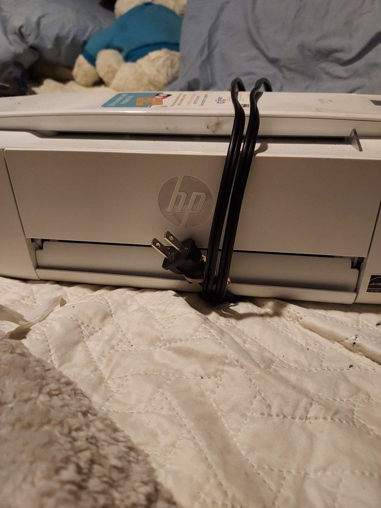 HP DeskJet 3750