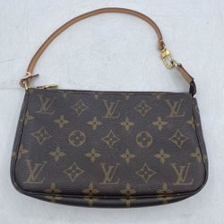 LOUIS VUITTON HANDBAG POCHETTE