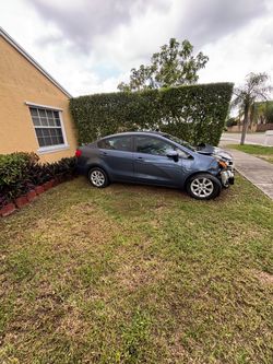 Kia Rio Blue