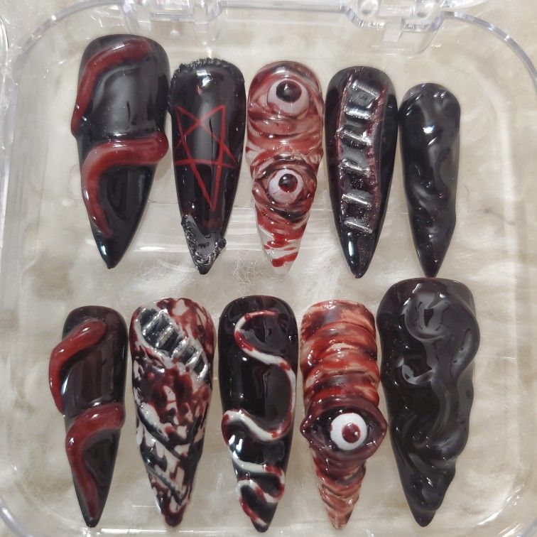Halloween press nails on
