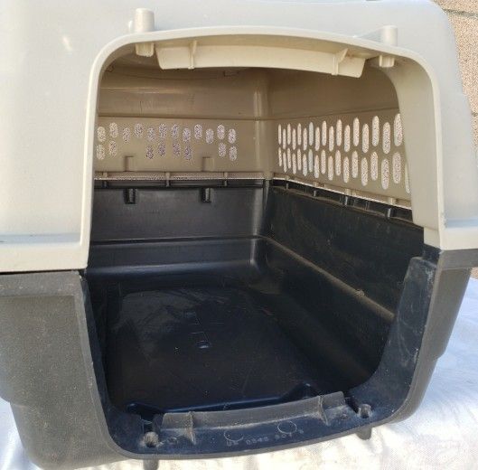 Dog/Cat Pet hard sided Carrier Kennel