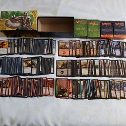 Magic The Gathering Theros Set Around 450 Cards Great Condition 