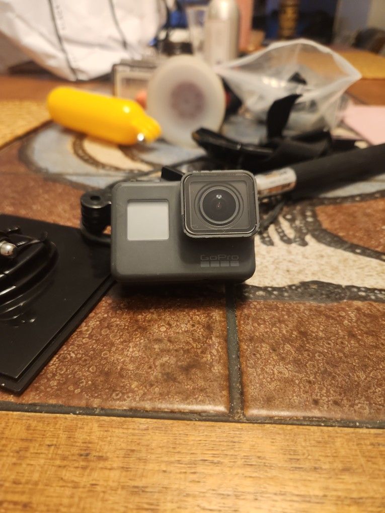 GoPro 5 with Accessories