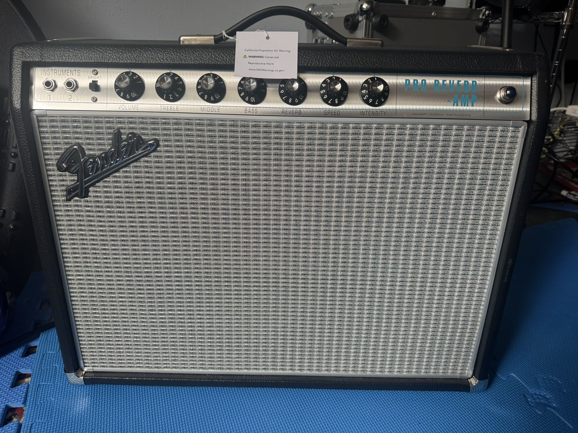 Fender ’68 Custom Pro Reverb – Mint w/ Tags & Manual
