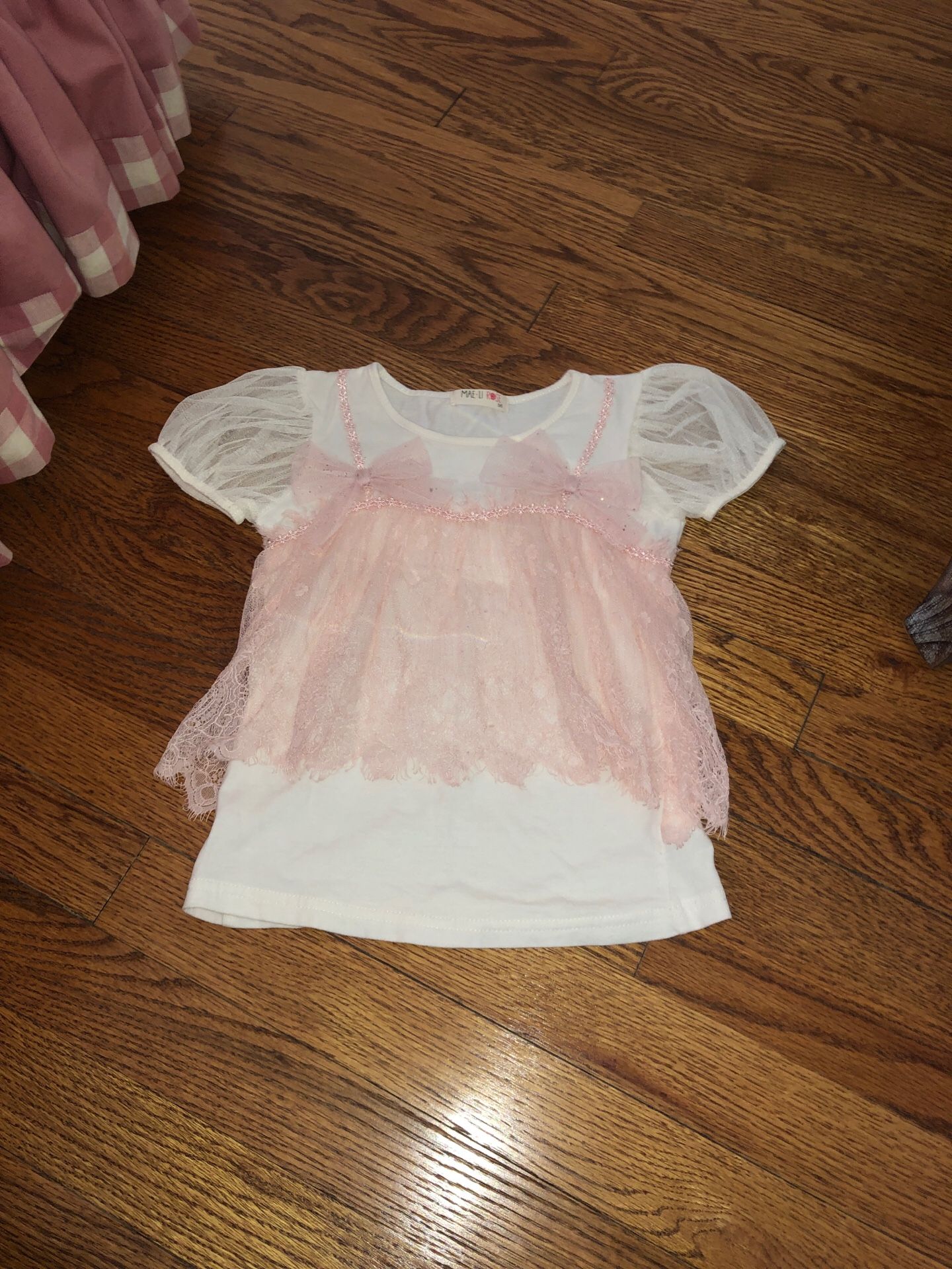 Girls Kids shirt Size 5-6 beautiful! Mae li Rose